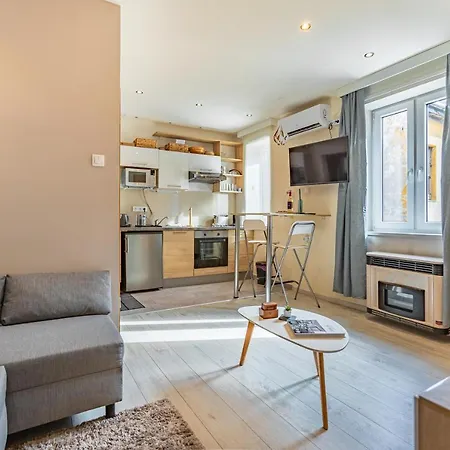 Velvet Vista Apartment Budapest